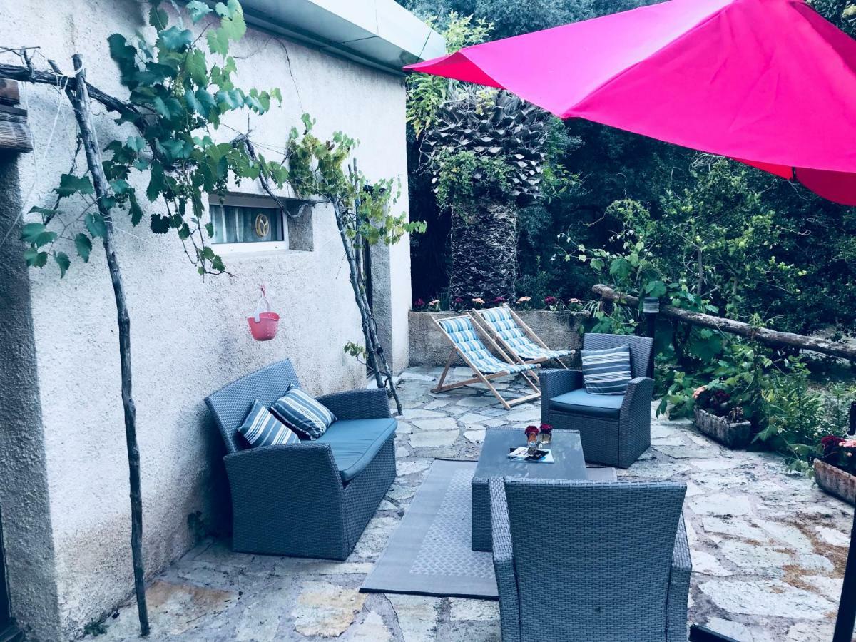 Gite U Licetu A La Campagne Oreta Exterior foto